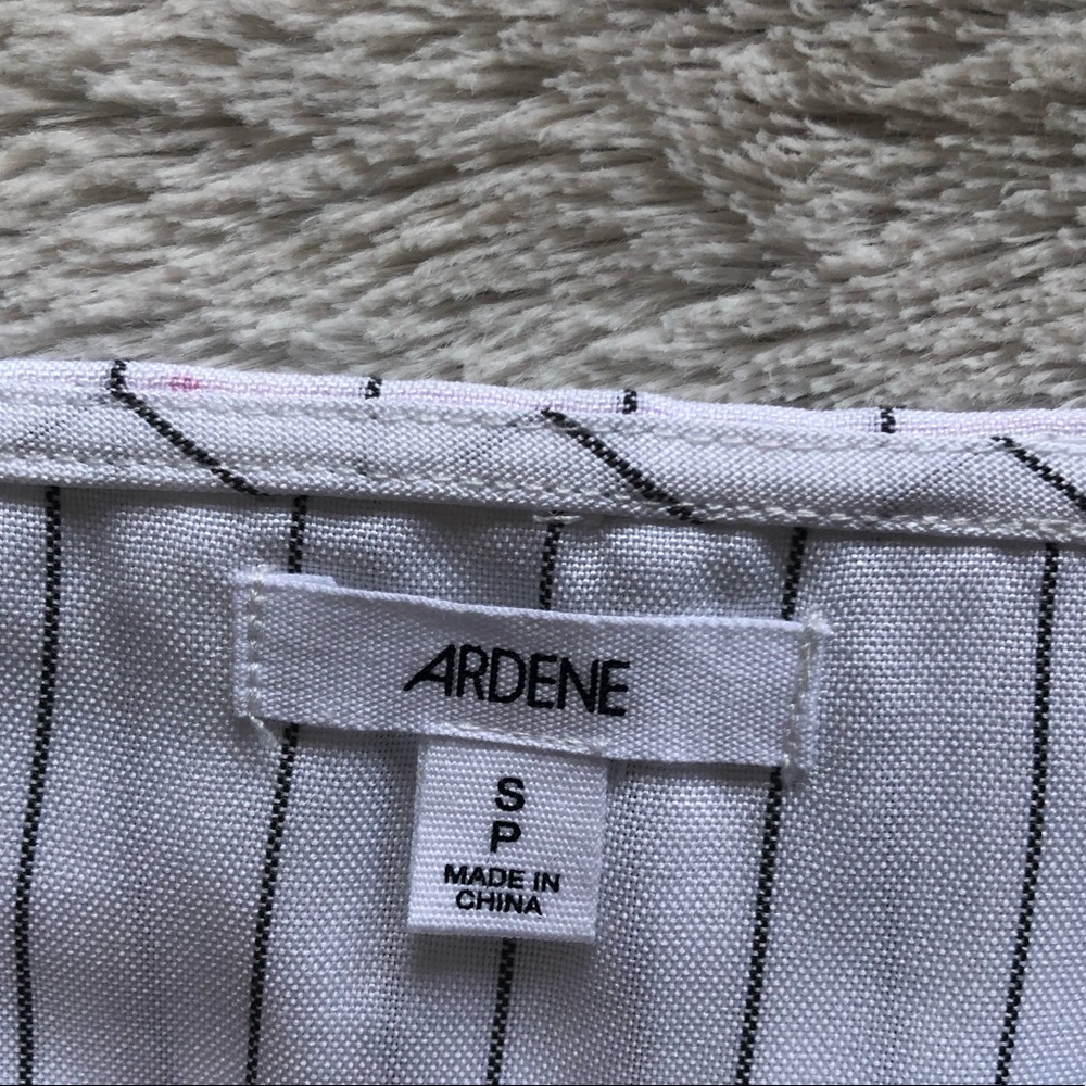 Cropped Off-Shoulder Tie-Front Button-Down Top - Picture 3 of 3